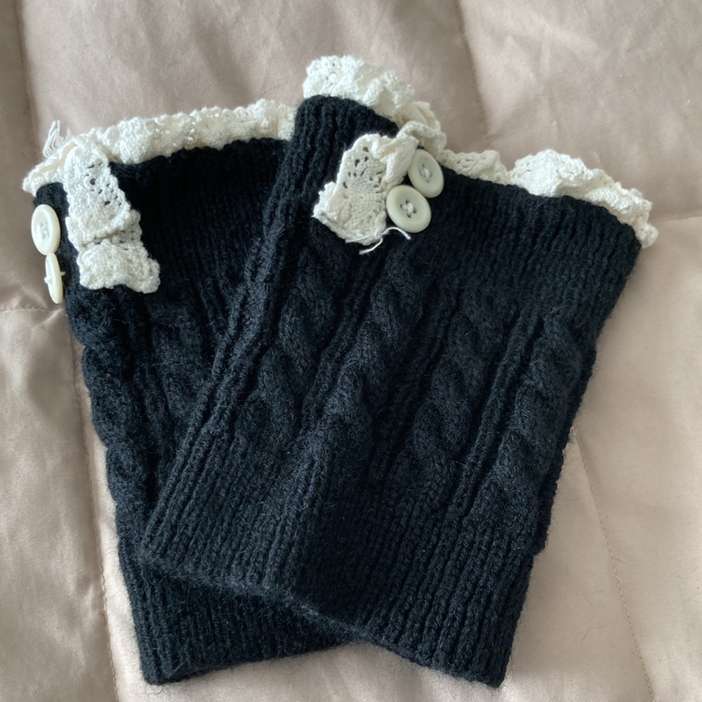 Black and Cream Lace and Button Boot Cuff